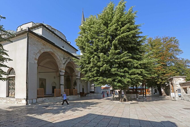 Best of Sarajevo - Ultimate Full-Day Experience - Jewish Museum and the Sarajevo Haggadah thread