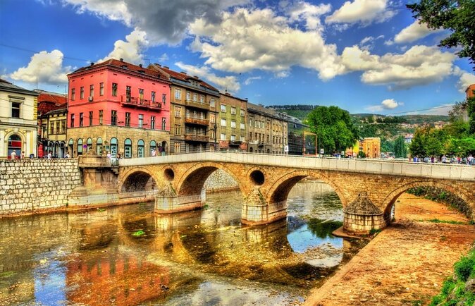 Crossroads of Cultures - Sarajevo Walking Tour - Key things I’d zero in on