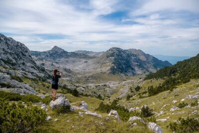 Hiking Prenj, Velika Kapa - On-trail highlights: pastures, pines, hamlets, and viewpoint time