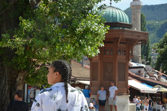 InstaSarajevo - Photography Walking Tour of Sarajevo - Sarajevo City Hall: Neo-Moorish details from the Austro-Hungarian era