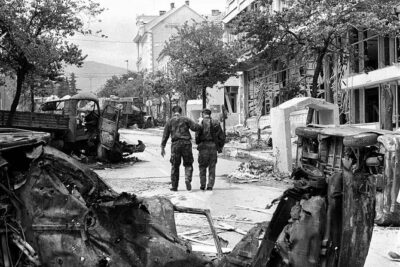 Mostar Shelters tour in Mostar - The war sites route: artillery positions, trench lines, and the urban front line