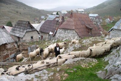 Mountain Village Lukomir Full Day Adventure Tour - Umoljani first: the warm-up village before the big views