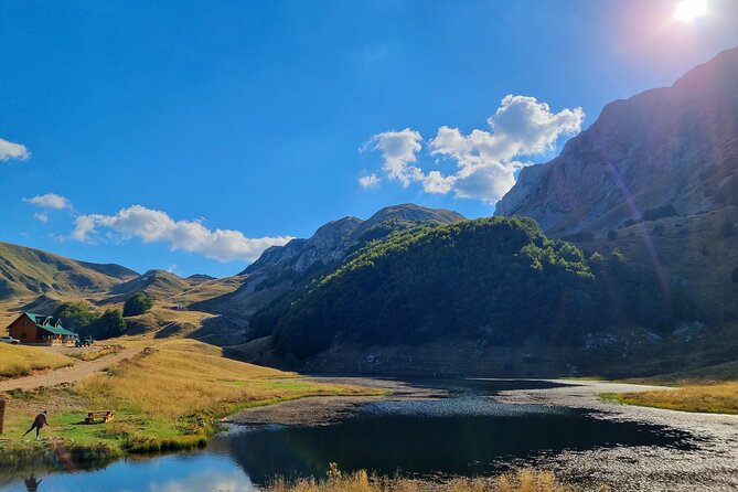 Private Full Day Safari Tour - Orlovačko Lake: Four Hours of Easy Walking and Photo Time
