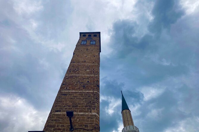 Sarajevo: Islamic Traditions and Daily Life Tour - Gazi Husrev-beg Mosque: Sarajevo’s central spiritual center