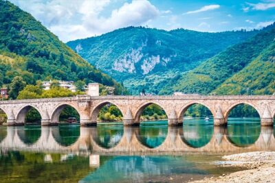 Sarajevo to Belgrade: Transfer With East Bosnia Tour - Višegrad’s Mehmed Paša Sokolović Bridge: The Stop That Makes the Trip