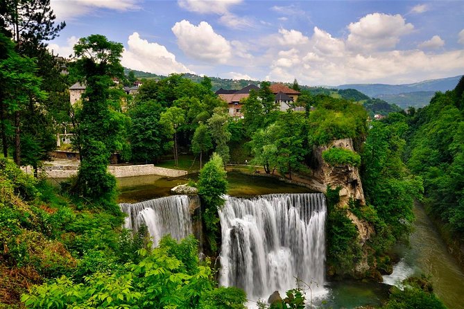 Sarajevo to/from Zagreb Transfer Day Tour (North-central Bosnia) - Sarajevo ↔ Zagreb without the connection headache