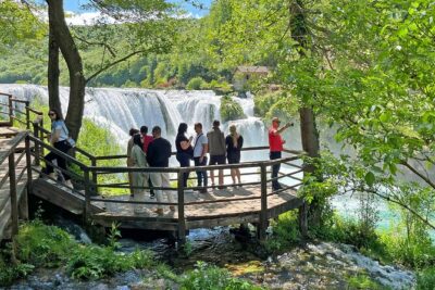 Strbacki Buk and Una Waterfalls: Day Trip from Sarajevo - Sarena Džamija in Travnik: Ottoman details you can spot in 30 minutes